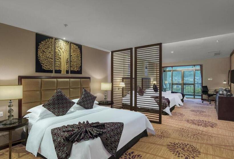 家庭间, Country Garden Phenix