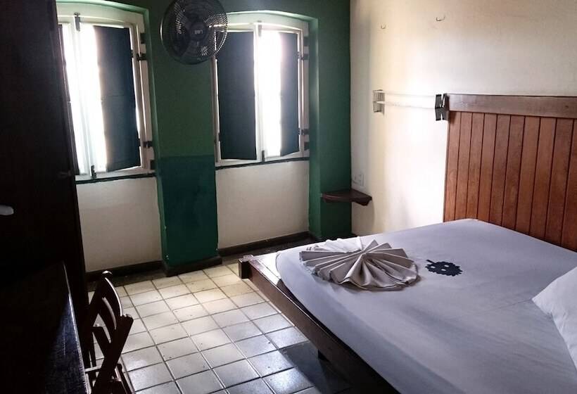 스탠다드 룸 공동 욕실, Laranjeiras Hostel
