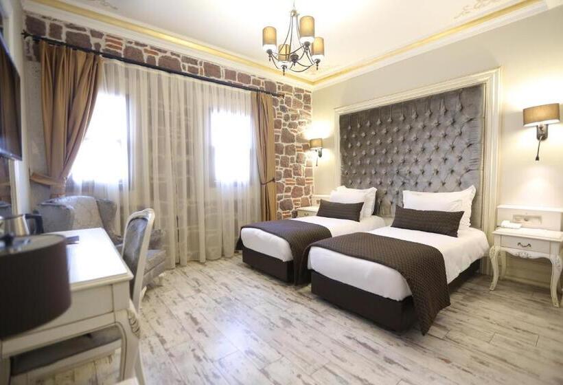 高级三人间, L Agora Old Town Hotel & Bazaar