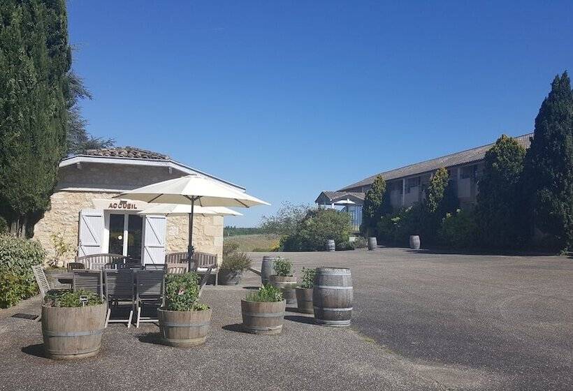 Номер Стандарт, Les Secrets Château Pey La Tour   Logis Hôtels & Restaurant