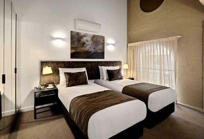 آپارتمان 1 خوابه, Quest Newcastle West