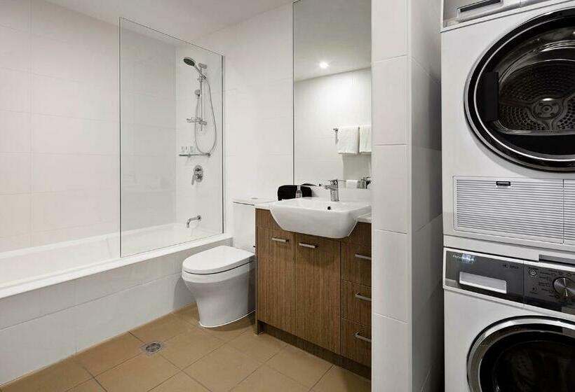 آپارتمان 1 خوابه, Quest Newcastle West