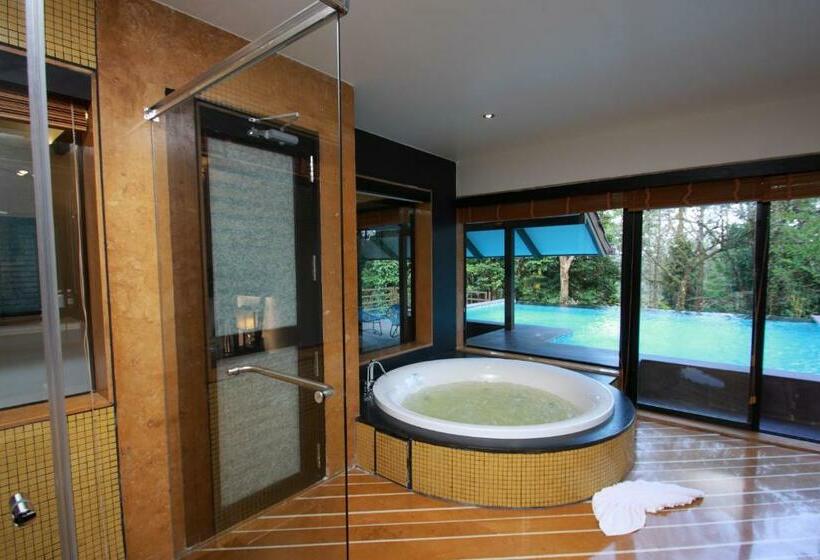 Вилла с 1 спальней и бассейном, The Ibnii   Eco Luxury Resort