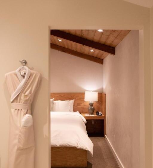 스위트, Calamigos Guest Ranch And Beach Club
