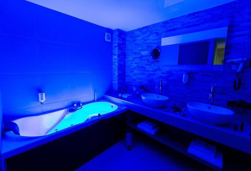 Люкс Дюплекс, Hôtel Spa Marotte