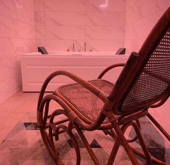 Люкс с гидромассажем, Hôtel Spa Marotte