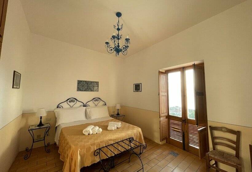 اتاق لوکس, La Locanda Del Postino