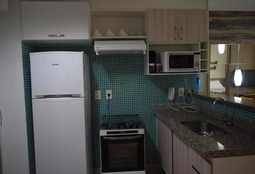 Апартаменты 2 Спальни, Vip Beira Mar Residence
