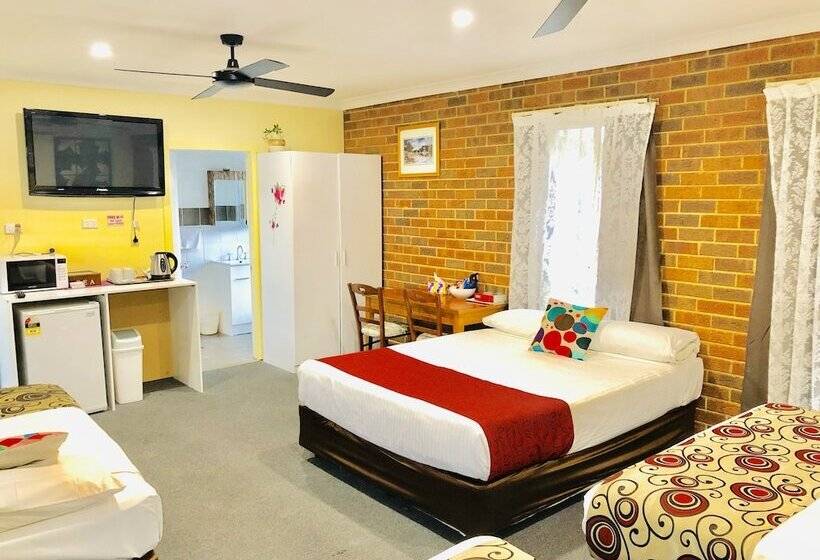 Семейный Номер, Aussie Rest Motel