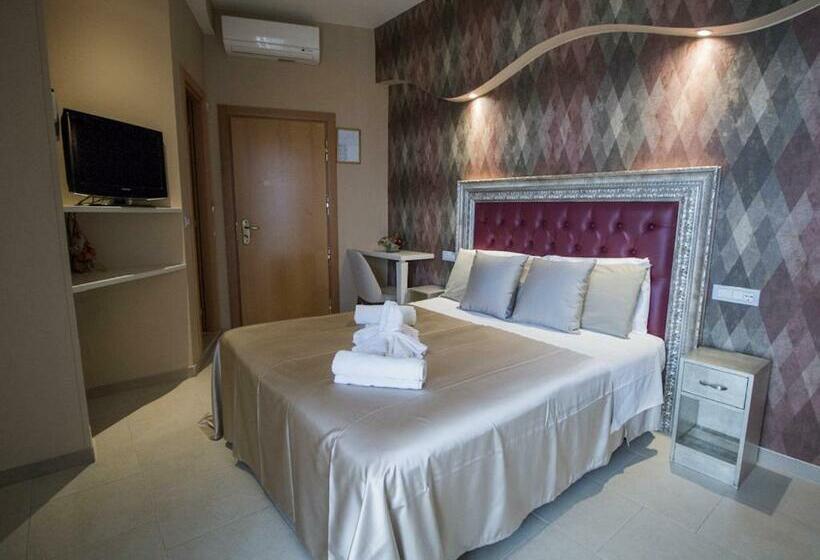 Quarto Estandar Vista Mar, Lady Mary