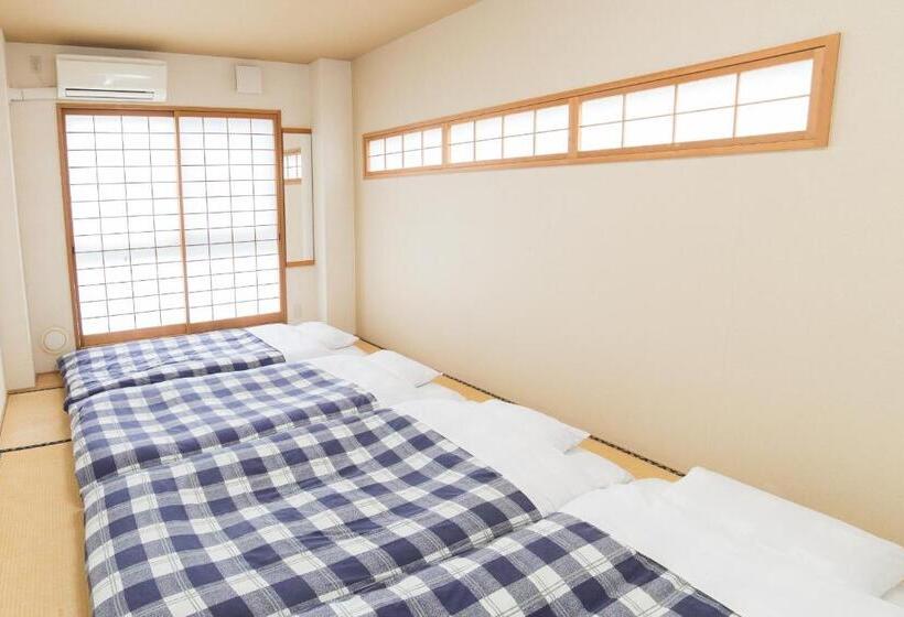 Четырехместный Номер Стандарт, K S House Kyoto  Travelers Hostel