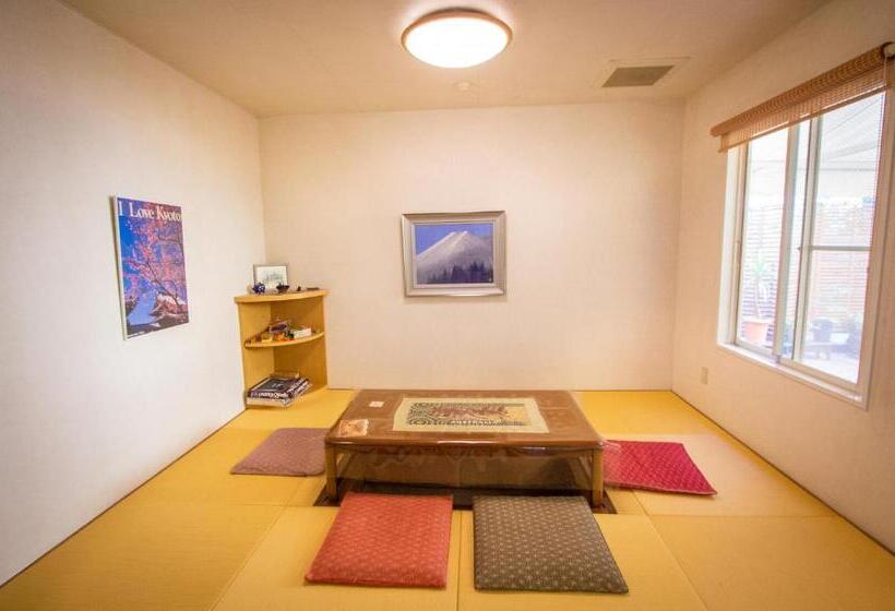 Дом 1 Спальня, K S House Kyoto  Travelers Hostel