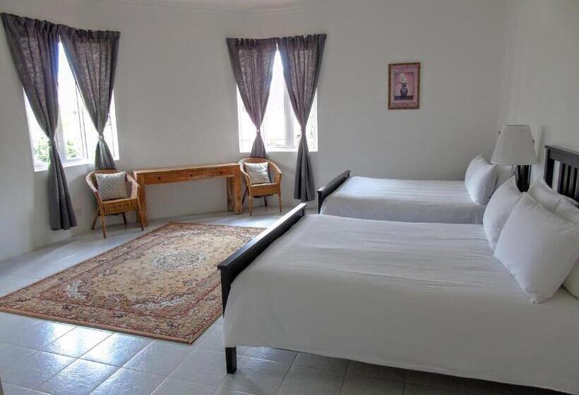 اتاق لوکس خانوادگی, Rumah Putih Near Klia & Xiamen University