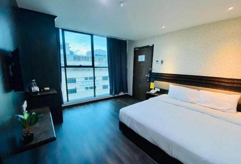 Семейный Номер, Apple Hotel Penang