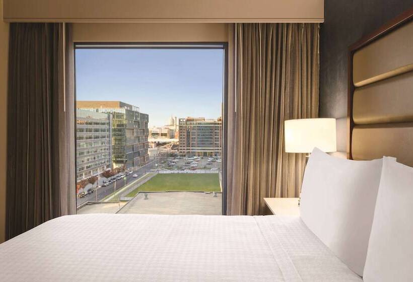 适合残疾人士使用的套间, Homewood Suites By Hilton Washington Dc Capitolnavy Yard