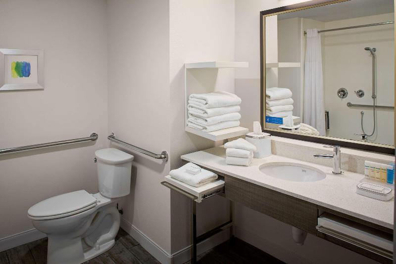 اتاق استاندارد با تخت بزرگ, Indigo Singapore Katong, An Ihg