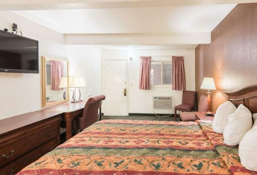 Стандартный Номер Кровать Кинг, 1st Interstate Inn Montrose
