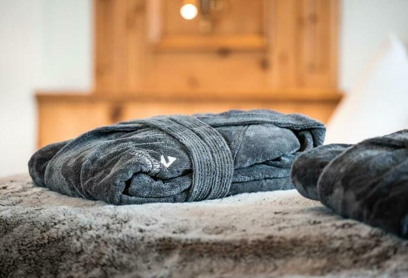 Люкс Семейный 2 Спальни, Anthony´s Alpin Hotel Garni
