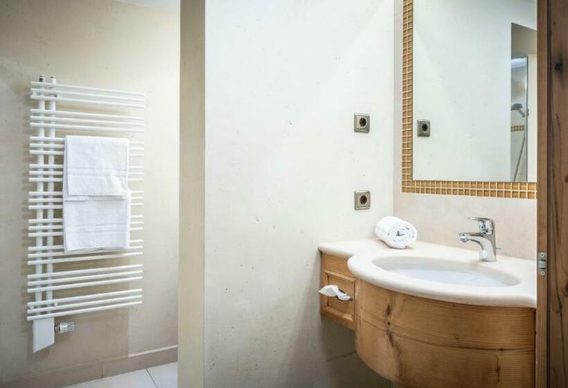 Люкс Семейный 2 Спальни, Anthony´s Alpin Hotel Garni
