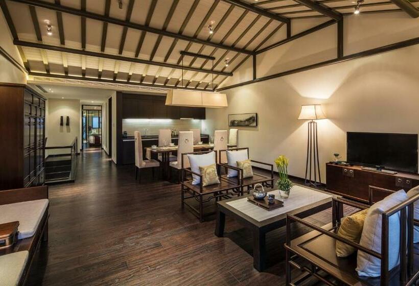 Вилла 2 Спальни, Banyan Tree Hotel Huangshan The Ancient Charm Of Huizhou, A Paradise