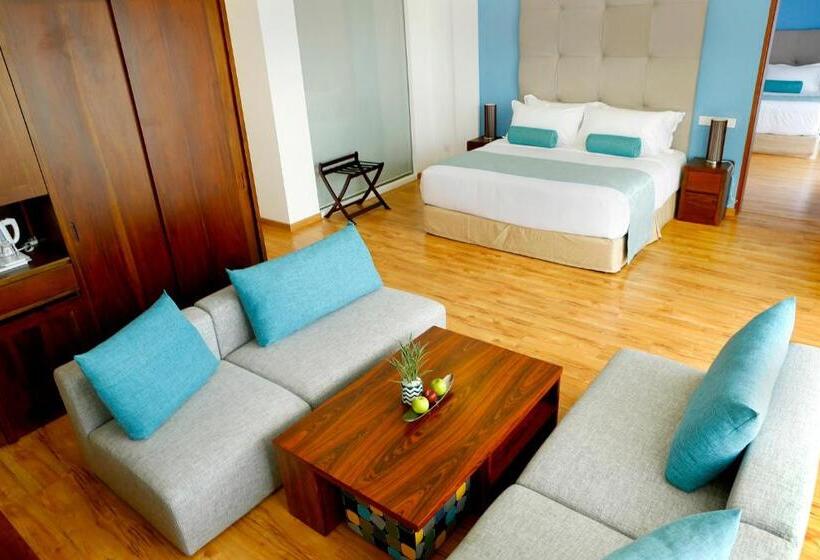 Номер Премиум, Club Waskaduwa Beach Resort & Spa