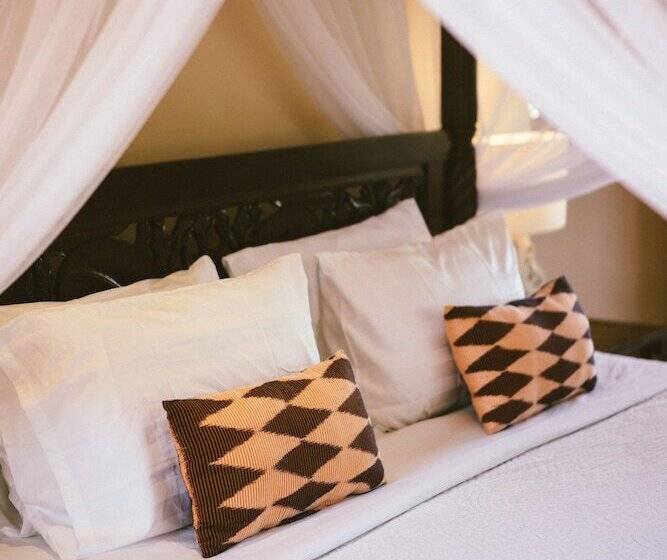 Люкс, Honeymoon Guesthouse