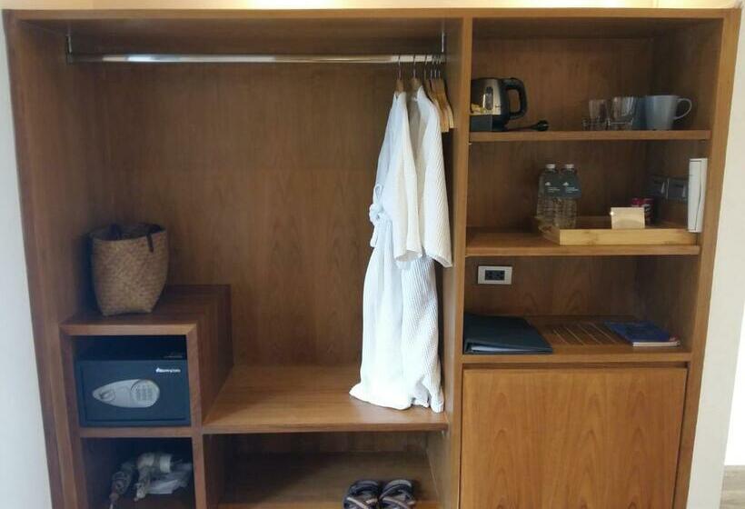 Deluxe Room, Nest Sense Resort