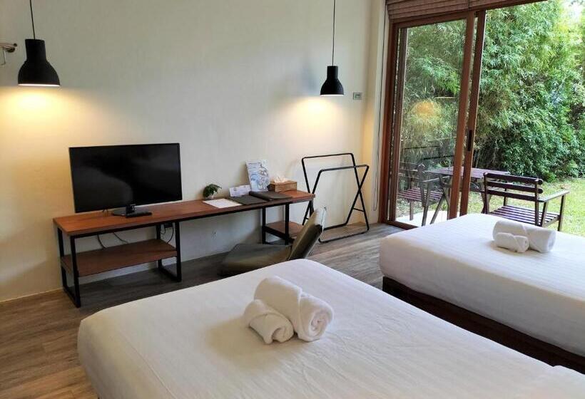Deluxe Room, Nest Sense Resort