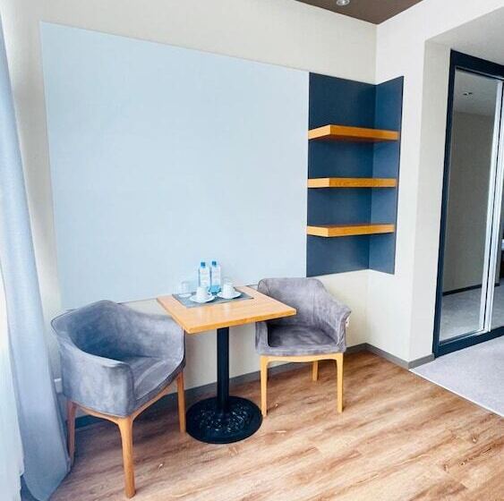 سوییت جونیور, Plaza Hotel Winterthur