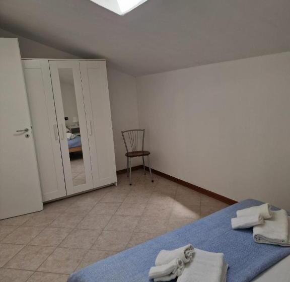 اتاق دوبلکس, Villa La Cavaliera