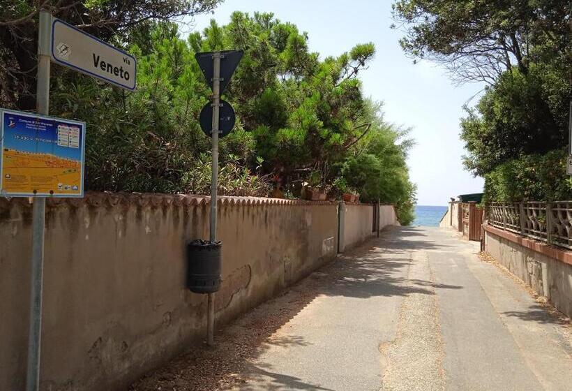 اتاق دوبلکس, Villa La Cavaliera