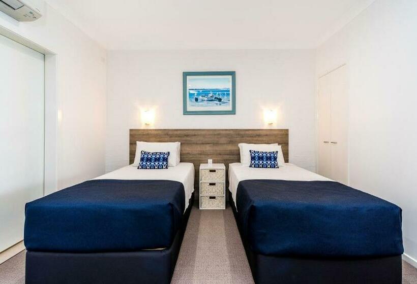 Семейный Номер Superior, Moby Dick Waterfront Resort Motel