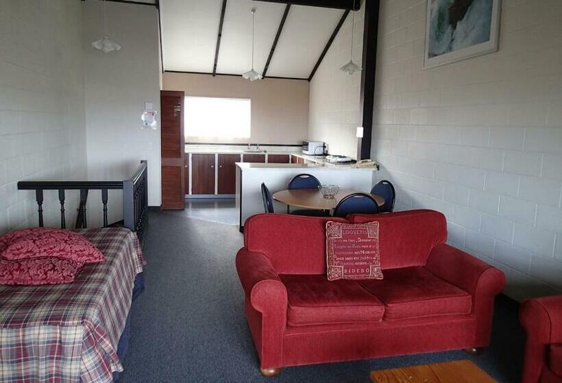 Апартаменты 2 Спальни, Mountain View Motel