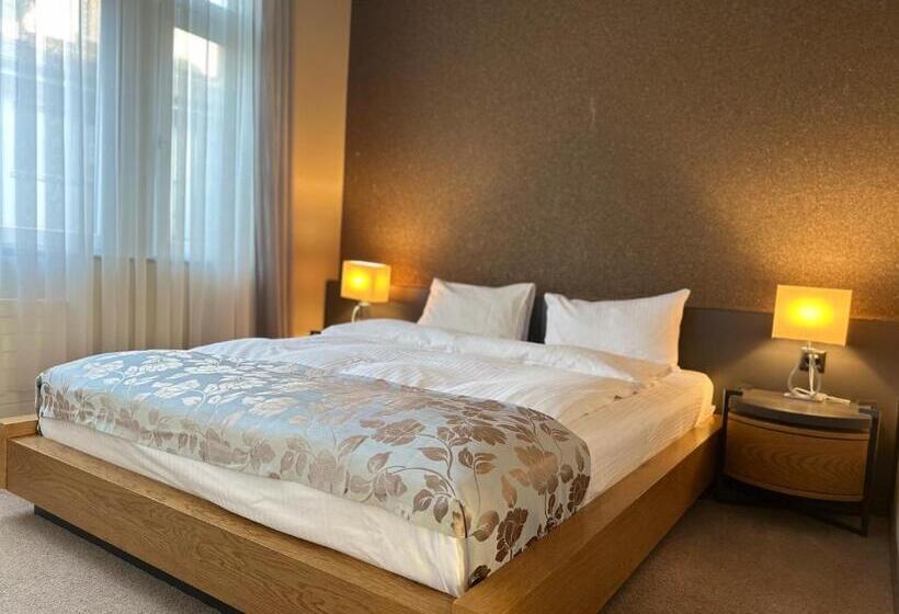سوییت جونیور, Plaza Hotel Winterthur