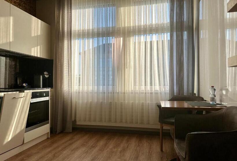 سوییت جونیور, Plaza Hotel Winterthur