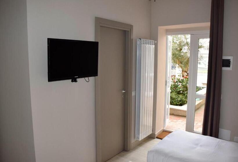 اتاق استاندارد, B&b Leonardo