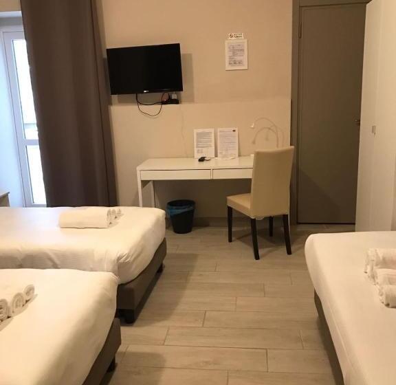 اتاق استاندارد سه نفره, B&b Leonardo