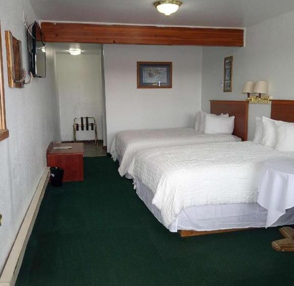 Номер Стандарт, Going To The Sun Inn & Suites