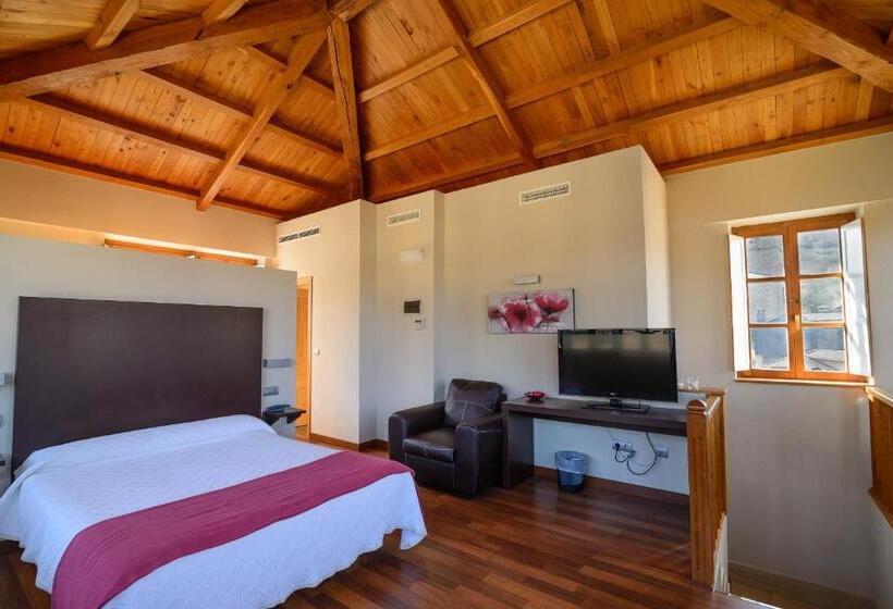 Люкс, Hostal El Palacio
