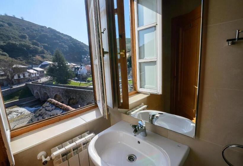 Люкс, Hostal El Palacio
