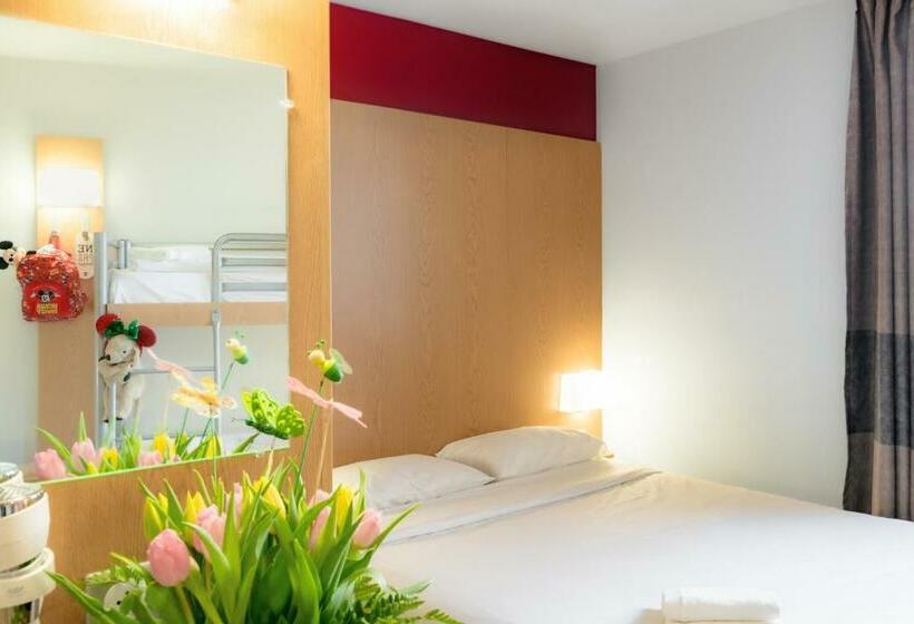 带铺位的标准四人间, B&b Hôtel Près De Disneyland Paris