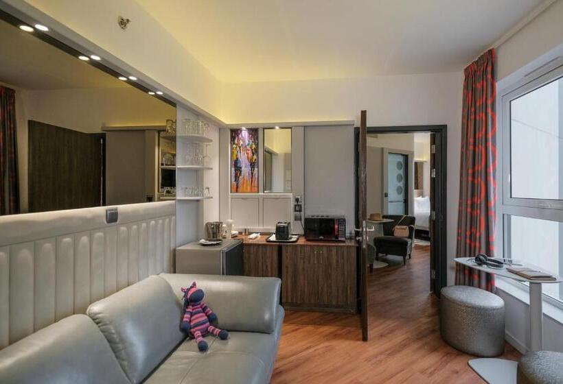 سوییت سوپریور, Ibis Styles Nairobi Westlands