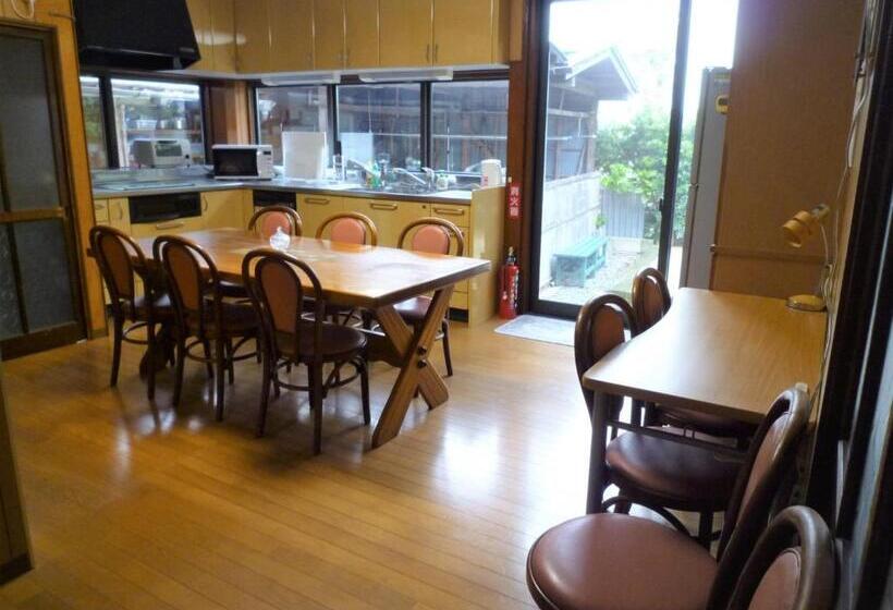 Дом 1 Спальня, Guesthouse Azmo   Vacation Stay 35375v