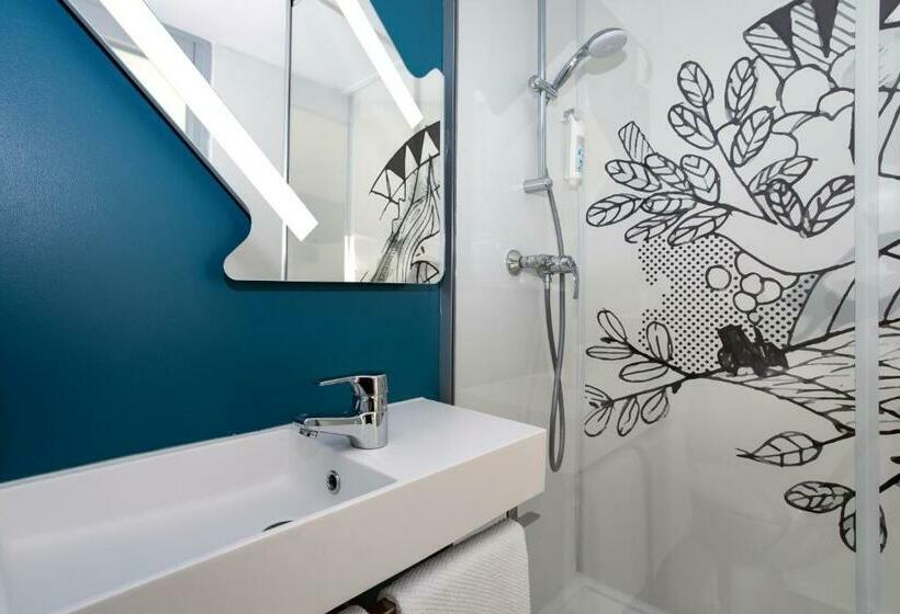 Номер Стандарт Трехместный, Ibis Budget Lorient Caudan