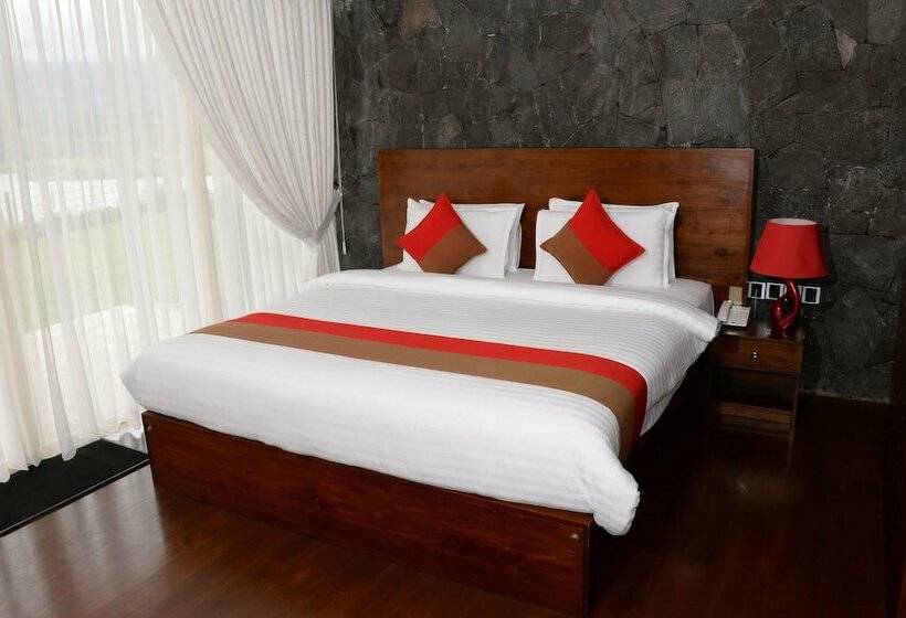 Номер Deluxe Вид на Озеро, Serenus Boutique Villa