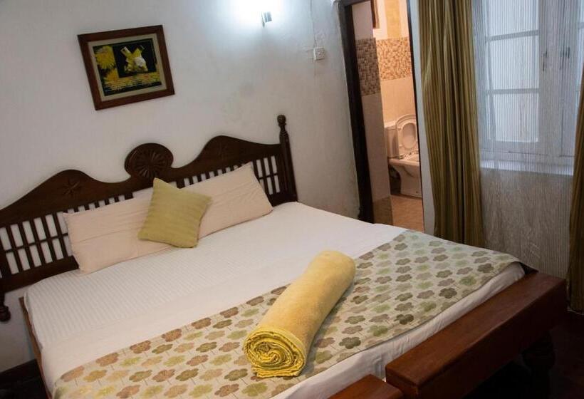 Quarto Estandar, The Golf Green City Bungalow