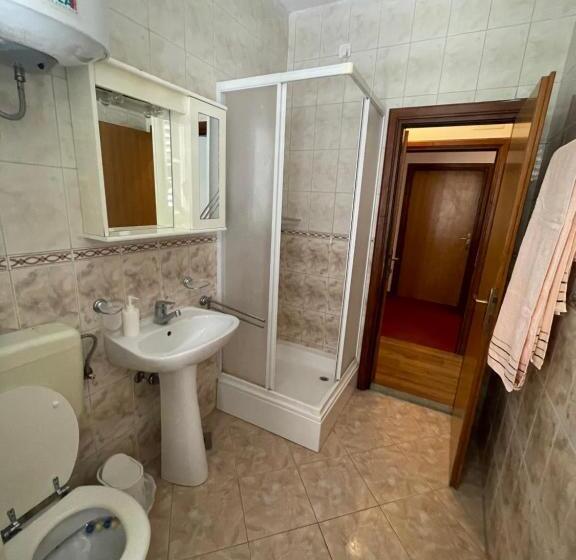 Triple Room Sea View, Vila Liza