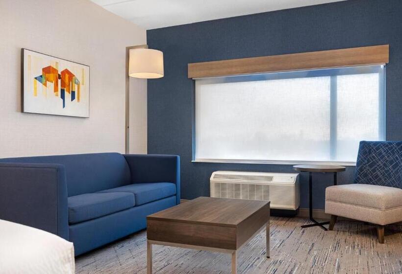带特大床的标准间, Holiday Inn Express & Suites St Thomas