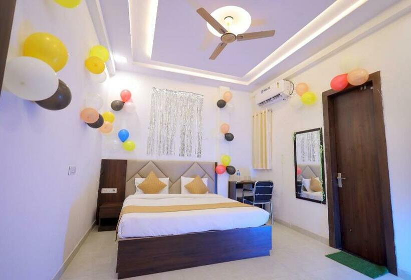 Номер Deluxe, Fabhotel Vishal Palace