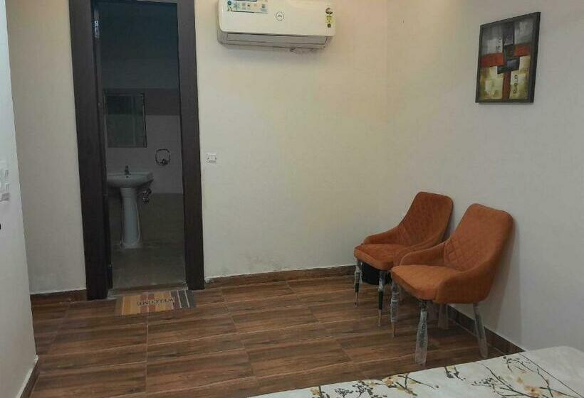 Трехместный Номер Классика, Oyo Hotel Highway Inn